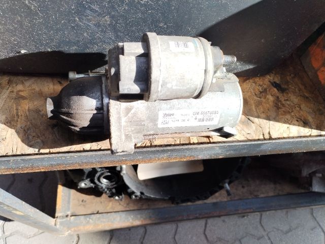 bontott OPEL CORSA D Önindító