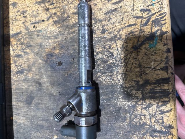 bontott OPEL CORSA D Porlasztó (1 db)