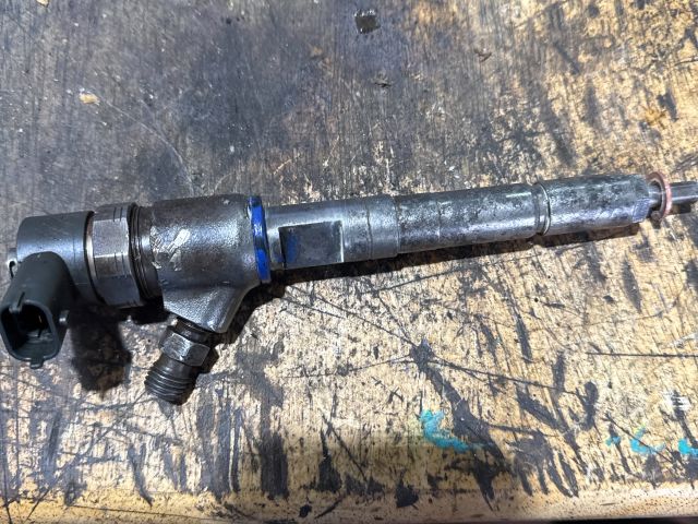 bontott OPEL CORSA D Porlasztó (1 db)