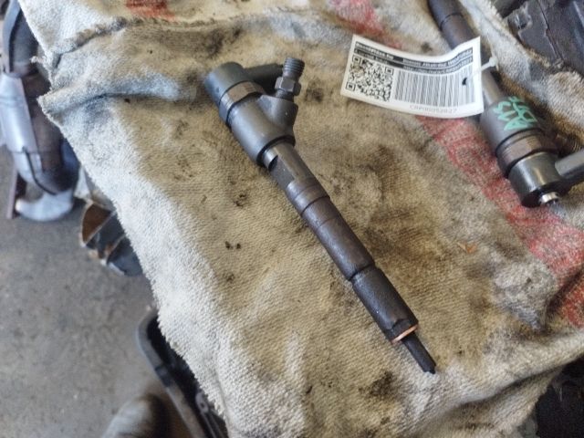 bontott OPEL CORSA D Porlasztó (1 db)