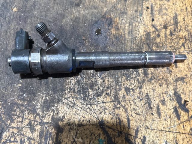 bontott OPEL CORSA D Porlasztó (1 db)