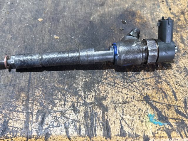 bontott OPEL CORSA D Porlasztó (1 db)