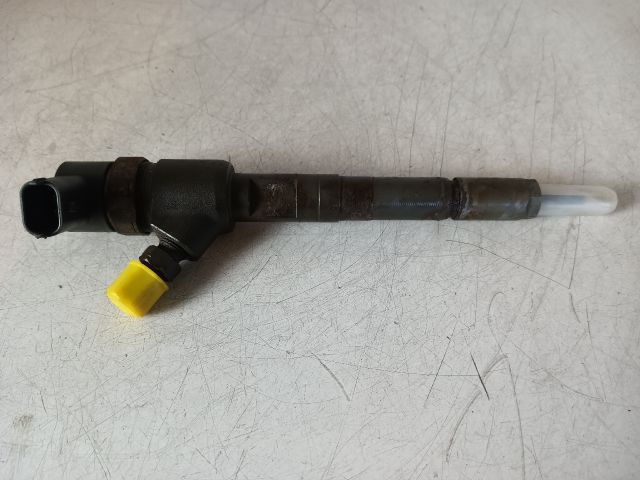 bontott OPEL CORSA D Porlasztó (1 db)