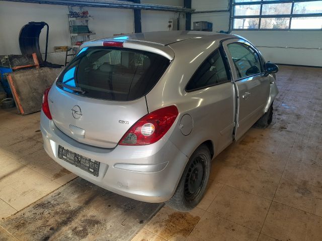 bontott OPEL CORSA D Tanksapka