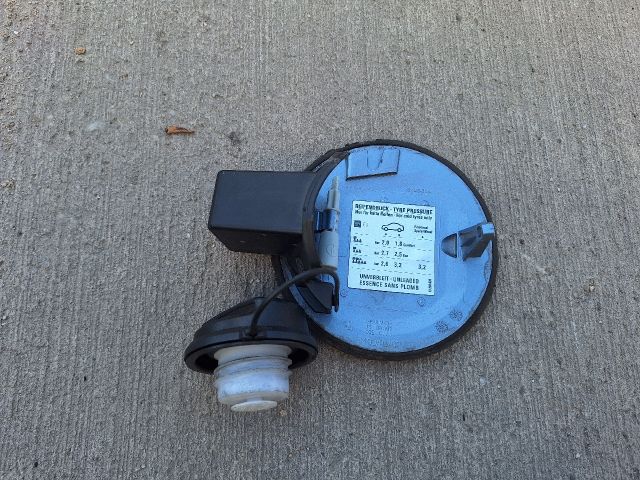 bontott OPEL CORSA D Tanksapka