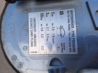 bontott OPEL CORSA D Tanksapka