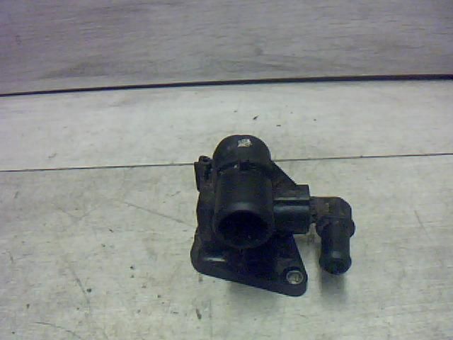 bontott OPEL CORSA D Termosztátház