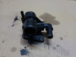 bontott OPEL CORSA D Termosztátház
