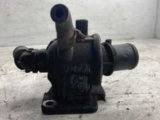 bontott OPEL CORSA D Termosztátház