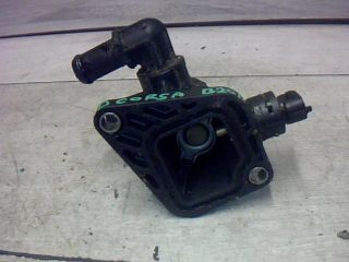 bontott OPEL CORSA D Termosztátház