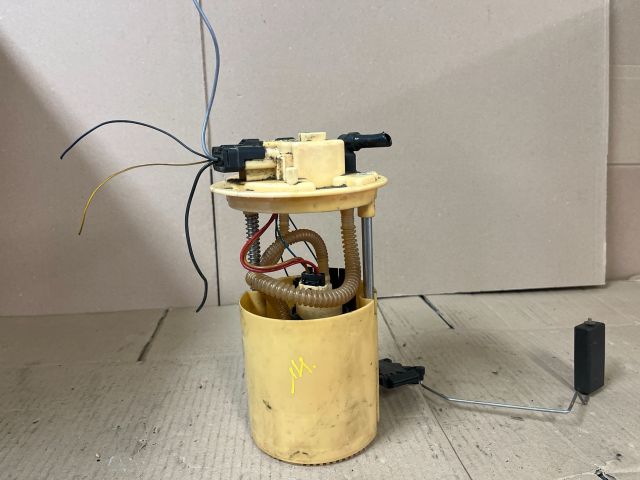 bontott OPEL CORSA D Üzemanyag Szivattyú