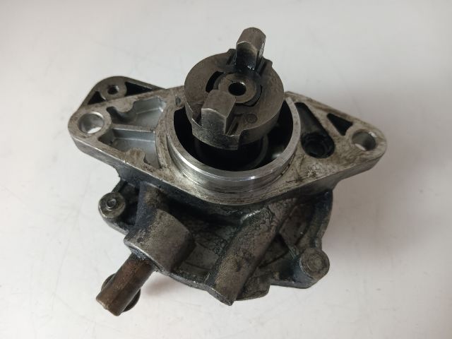 bontott OPEL CORSA D Vákumpumpa