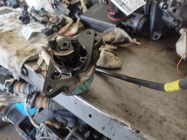 bontott OPEL CORSA D Vákumpumpa