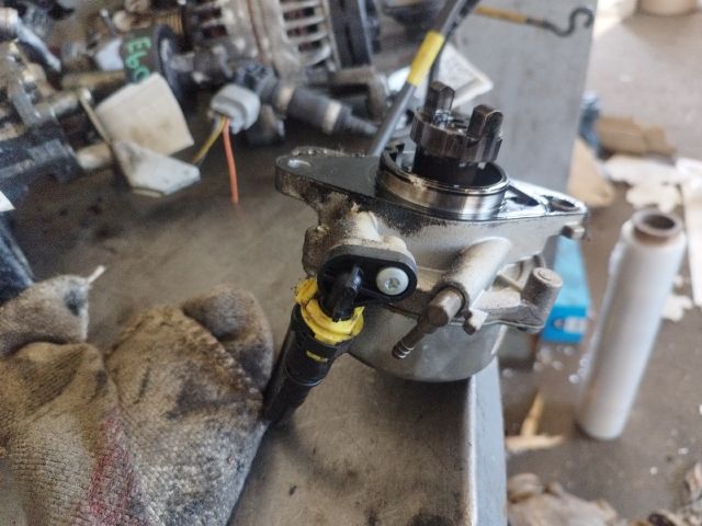 bontott OPEL CORSA D Vákumpumpa