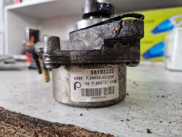 bontott OPEL CORSA D Vákumpumpa