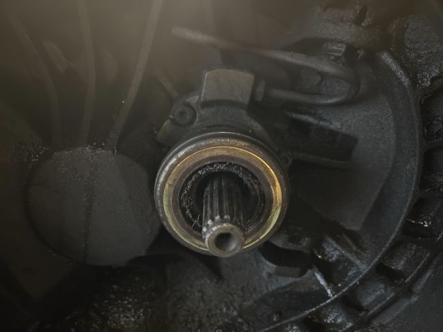 bontott OPEL CORSA D Váltó (Mechanikus)