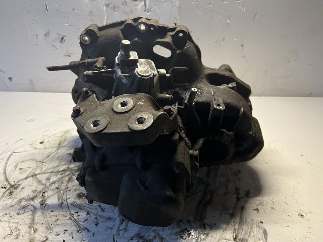 bontott OPEL CORSA D Váltó (Mechanikus)