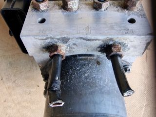 bontott OPEL CORSA D ABS Kocka