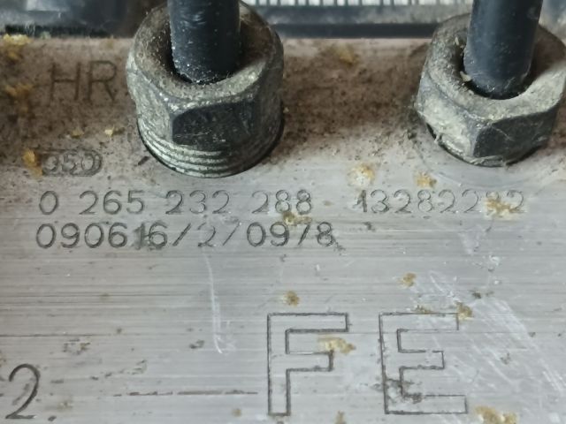 bontott OPEL CORSA D ABS Kocka