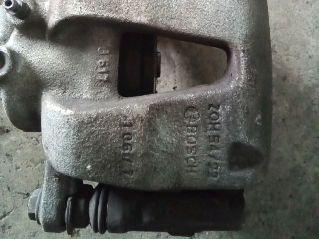 bontott OPEL CORSA D Bal első Féknyereg Munkahengerrel