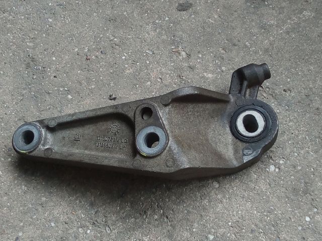 bontott OPEL CORSA D Billenésgátló Bak