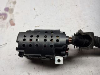 bontott OPEL CORSA D Biztosítéktábla Motortér