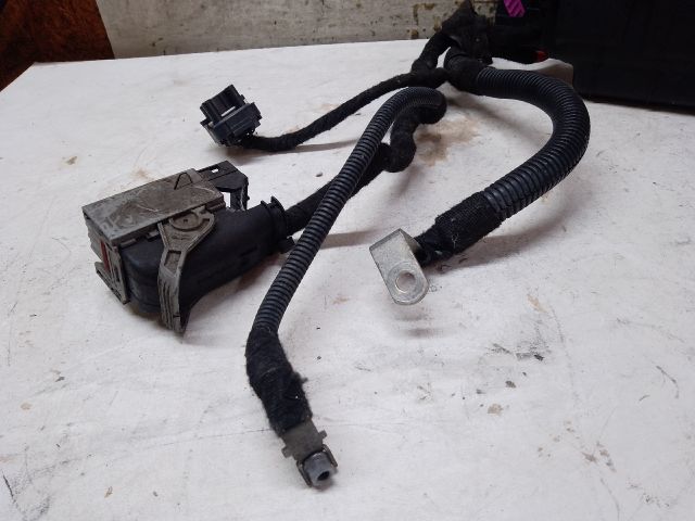 bontott OPEL CORSA D Biztosítéktábla Motortér