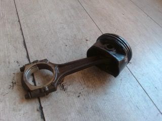 bontott OPEL CORSA D Dugattyú és Hajtókar