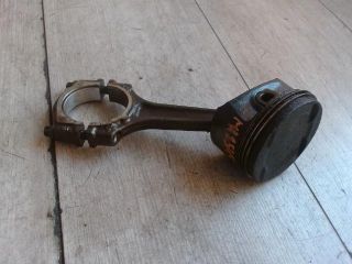 bontott OPEL CORSA D Dugattyú és Hajtókar