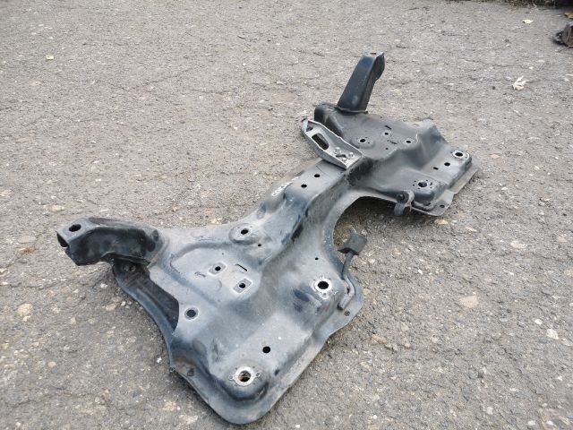 bontott OPEL CORSA D Első Bölcső