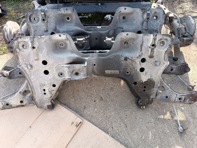 bontott OPEL CORSA D Első Bölcső