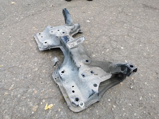 bontott OPEL CORSA D Első Bölcső