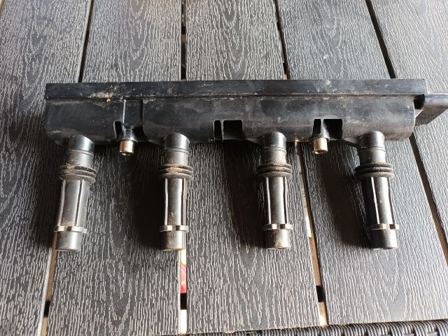 bontott OPEL CORSA D Gyújtótrafó Szett