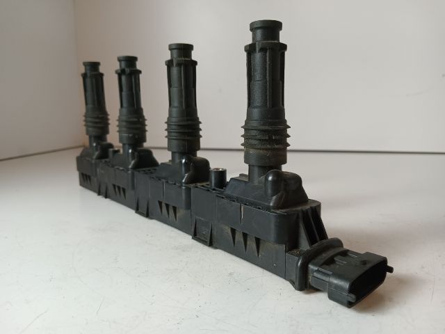 bontott OPEL CORSA D Gyújtótrafó