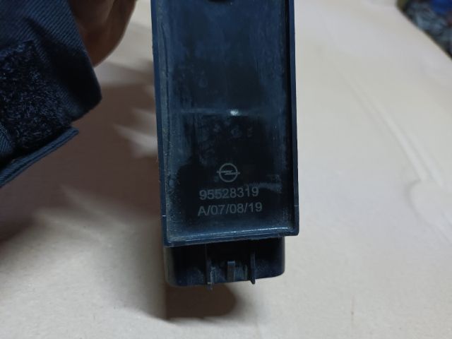 bontott OPEL CORSA D Gyújtótrafó