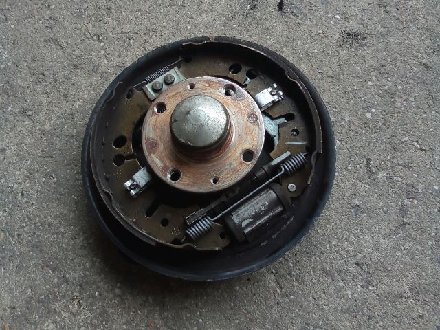 bontott OPEL CORSA D Jobb hátsó Kerékagy