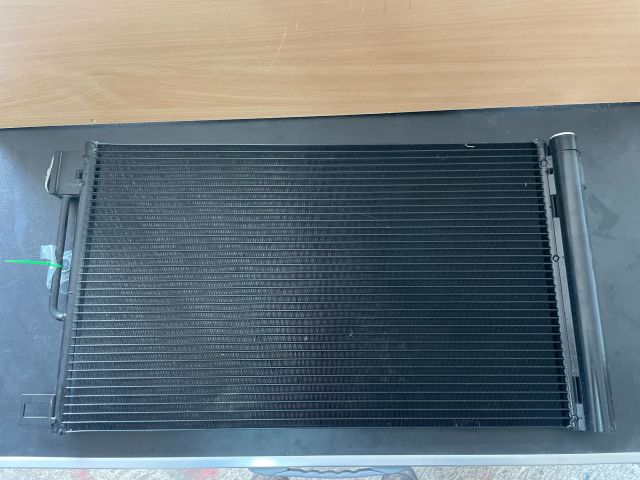 bontott OPEL CORSA D Klímahűtő Radiátor