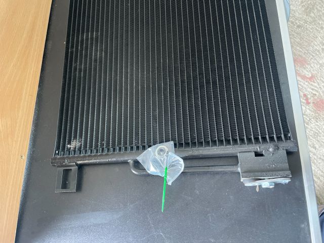 bontott OPEL CORSA D Klímahűtő Radiátor