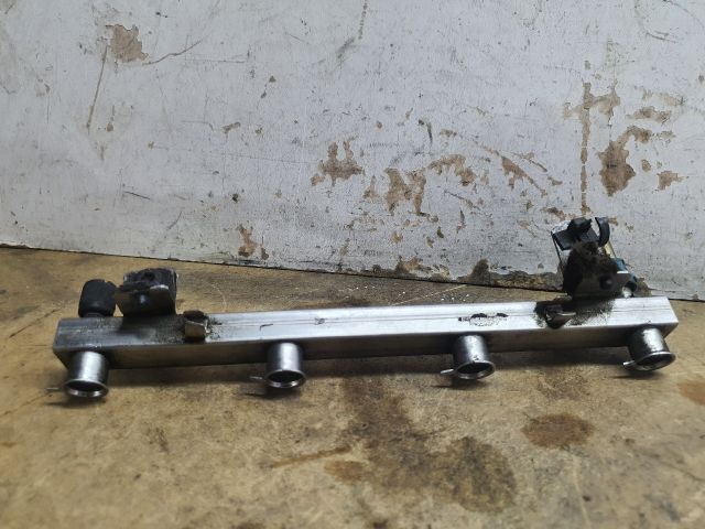 bontott OPEL CORSA D Közösnyomócső