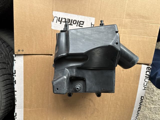 bontott OPEL CORSA D Légszűrő Ház