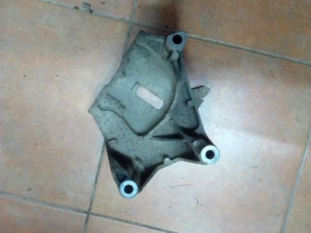 bontott OPEL CORSA D Motor Tartó Bak (Fém)