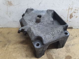 bontott OPEL CORSA D Motor Tartó Bak Jobb