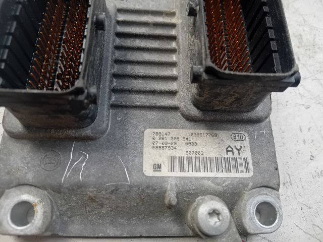 bontott OPEL CORSA D Motorvezérlő
