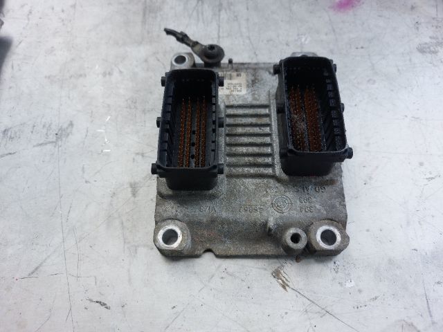 bontott OPEL CORSA D Motorvezérlő