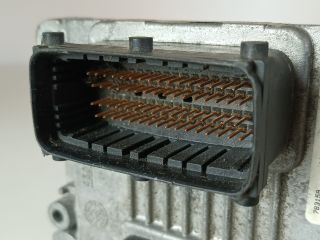 bontott OPEL CORSA D Motorvezérlő
