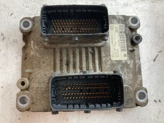 bontott OPEL CORSA D Motorvezérlő