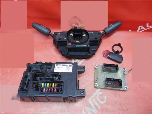 bontott OPEL CORSA D Motorvezérlő