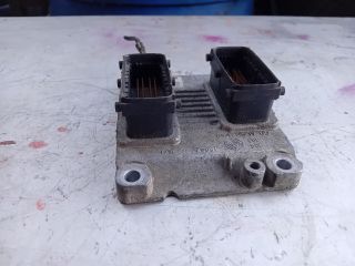 bontott OPEL CORSA D Motorvezérlő