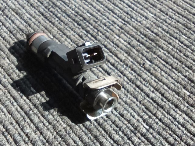 bontott OPEL CORSA D Porlasztó (1 db)