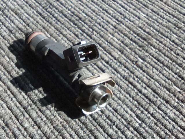 bontott OPEL CORSA D Porlasztó (1 db)